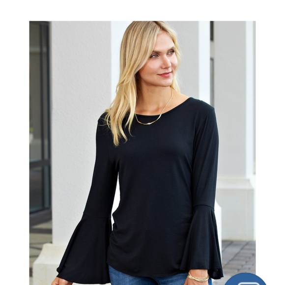ltd commodities exclusive Tops - NWT BRAND NEW Bell Sleeve Blouse